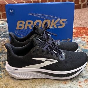 Brooks Ghost 17, Men 9D, Black